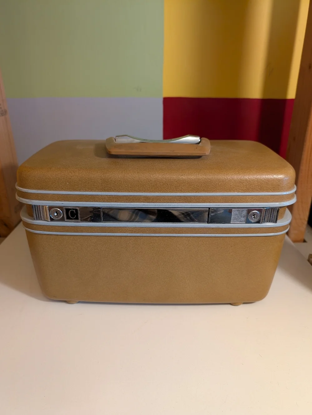 Vintage Samsonite Silhouette Train Case Gold Makeup Cosmetic Case Retro Luggage